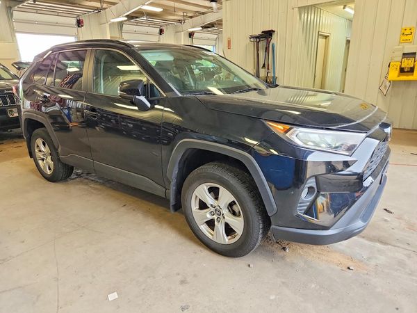 2019 TOYOTA RAV4 XLE / XLE Premium 4WD