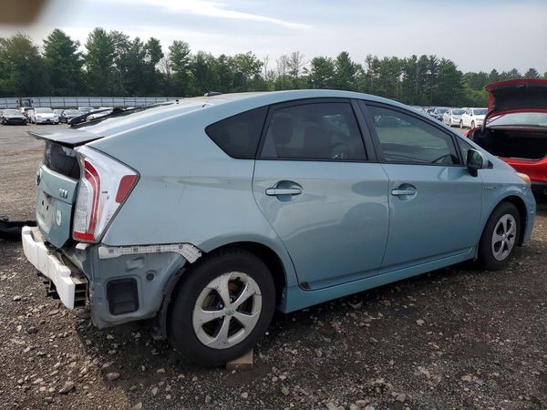 2014 TOYOTA PRIUS