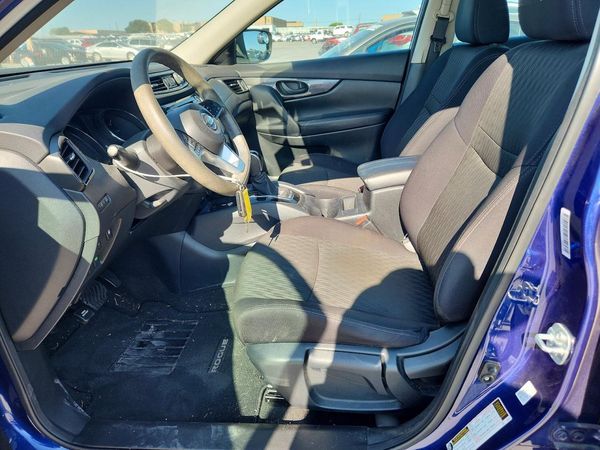 2020 NISSAN ROGUE — DENT
