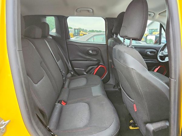 2015 JEEP RENEGADE TRAILHAWK 4X4