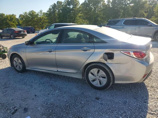 2014 HYUNDAI SONATA
