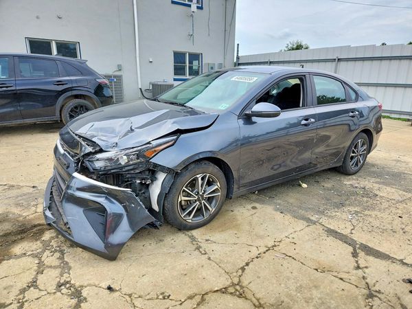 2022 KIA FORTE