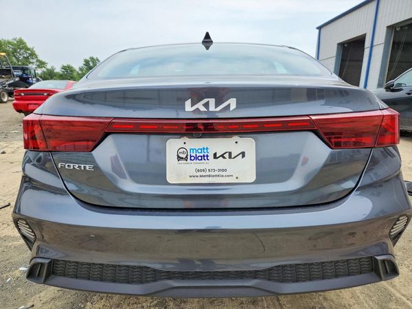 2022 KIA FORTE