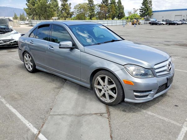 2013 MERCEDES-BENZ C C250