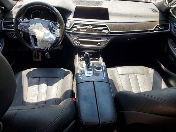 2017 BMW 740