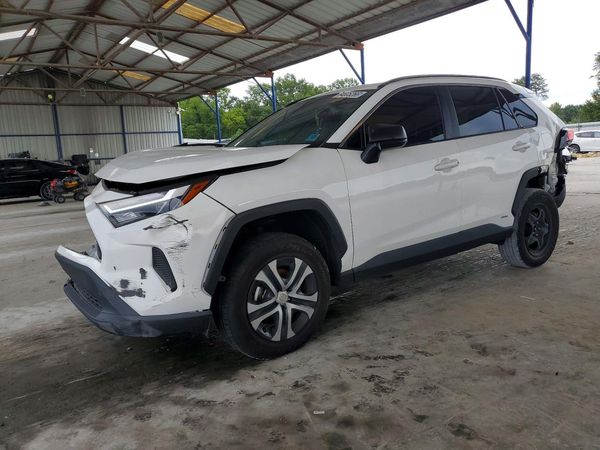 2024 TOYOTA RAV4 LE