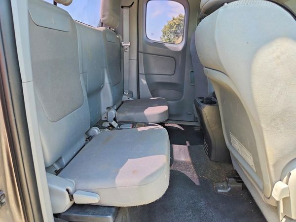 2015 TOYOTA TACOMA Delux Grade