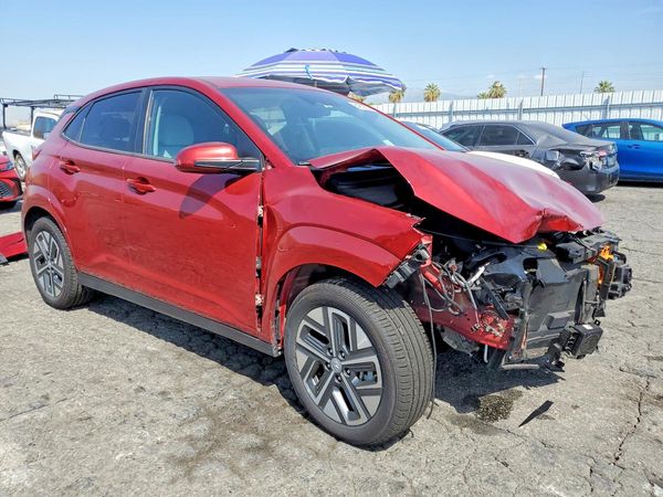 2023 HYUNDAI KONA SE