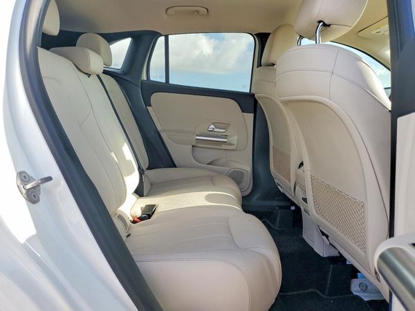 2021 MERCEDES-BENZ GLA