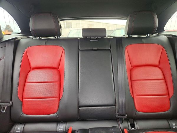 2018 JAGUAR F-PACE R Sport