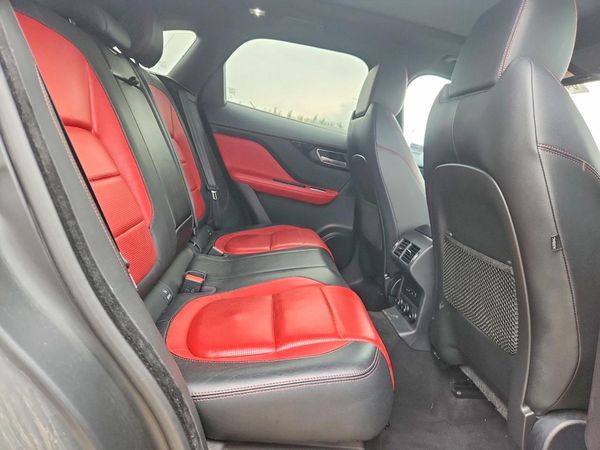 2018 JAGUAR F-PACE R Sport