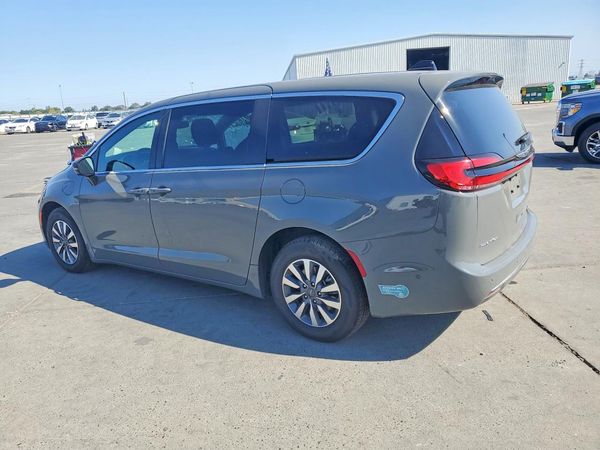2025 CHRYSLER PACIFICA