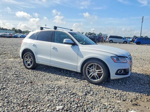 2016 AUDI Q5 quattro Premium Plus