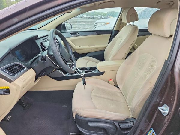 2017 HYUNDAI SONATA SE, Eco
