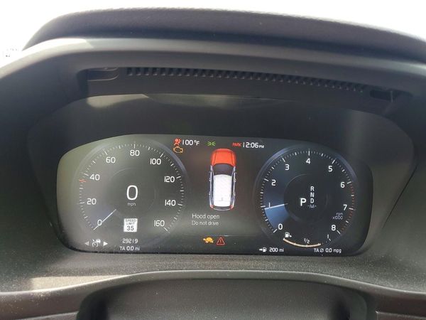 2020 VOLVO XC40 Inscription