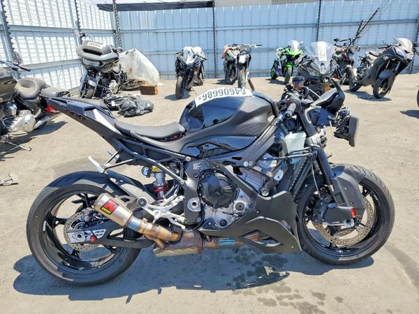2026 BMW S