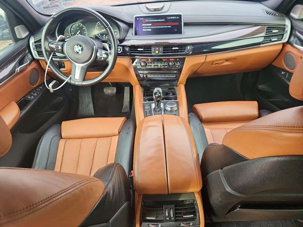 2019 BMW X6 xDrive50i