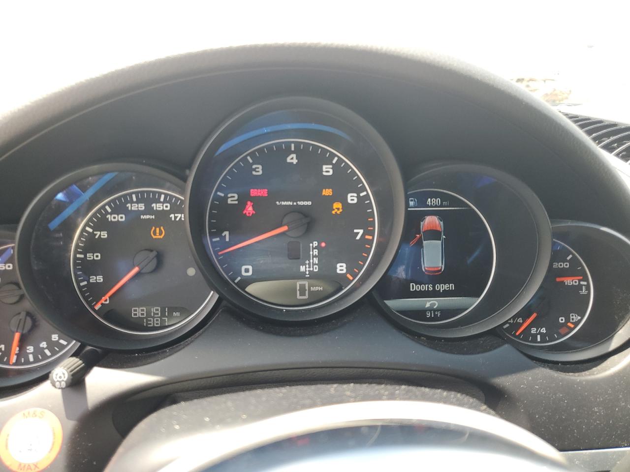 2017 PORSCHE CAYENNE