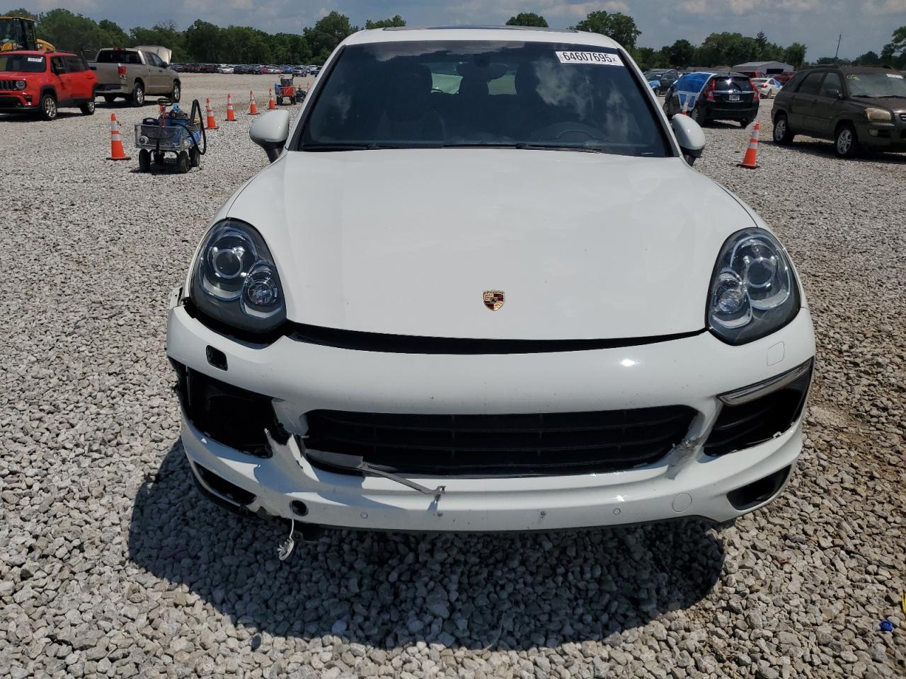 2017 PORSCHE CAYENNE
