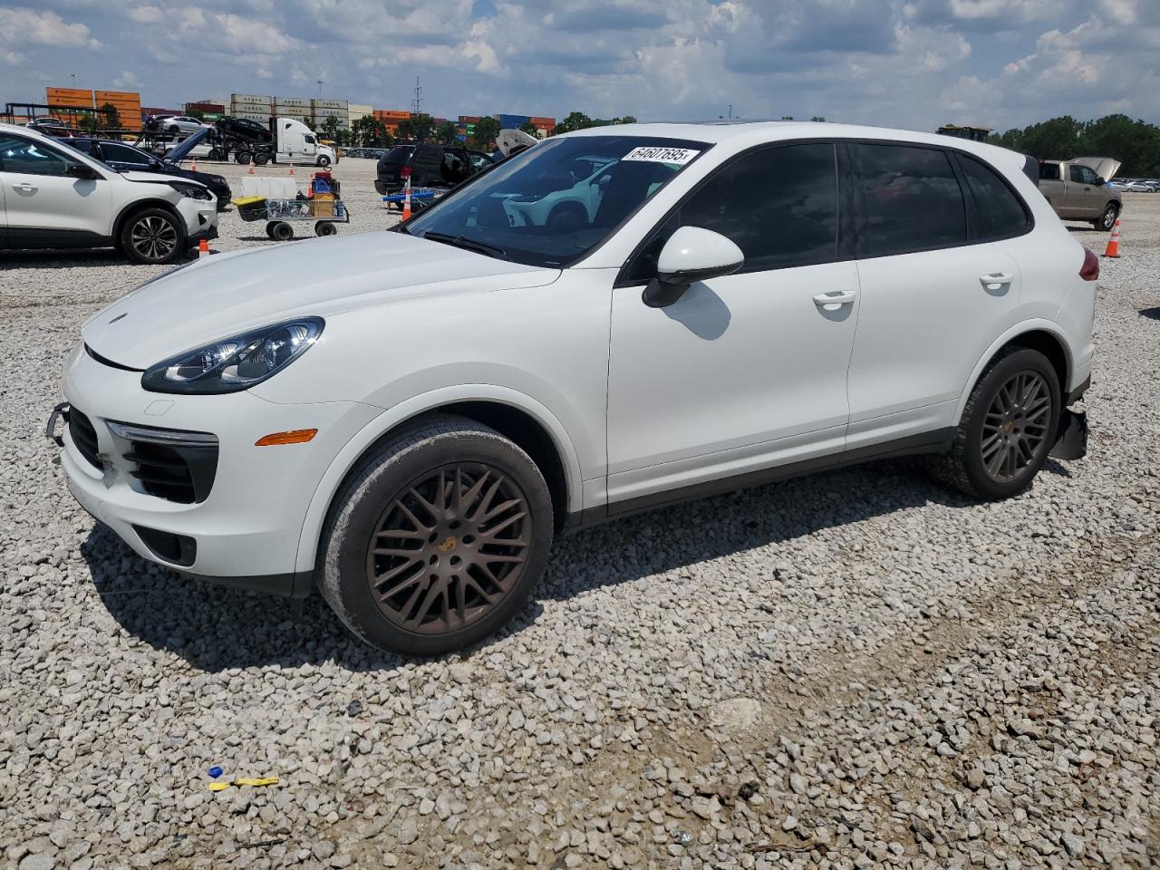 2017 PORSCHE CAYENNE
