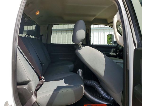 2018 RAM 3500 CREW CAB CHASSIS 4X4