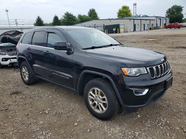2018 JEEP CHEROKEE Laredo — Passenger 3/4