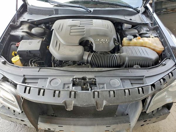 2012 CHRYSLER 300 300S V6