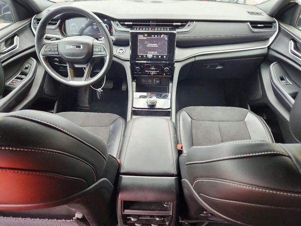 2024 JEEP CHEROKEE Laredo — CKPT