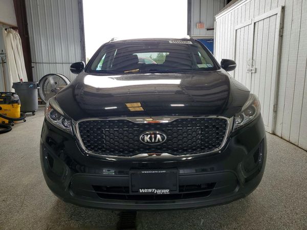 2017 KIA SORENTO L, LX