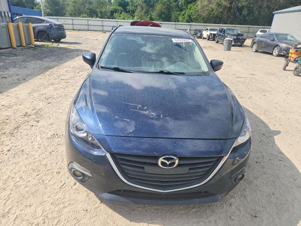 2016 MAZDA 3 SE