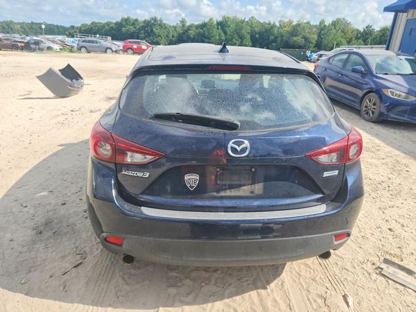 2016 MAZDA 3 SE