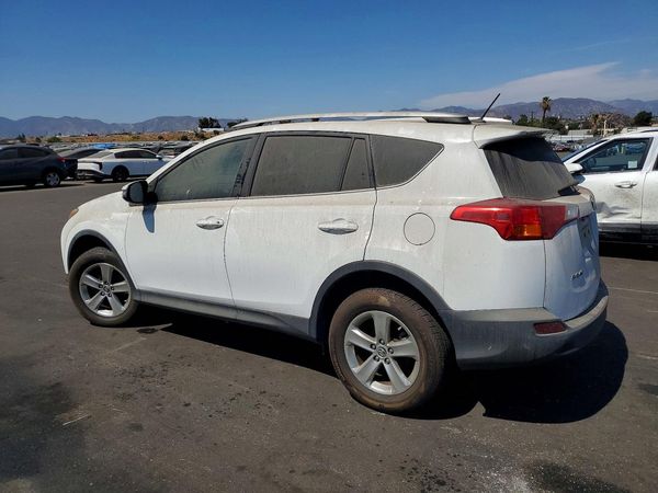 2015 TOYOTA RAV4