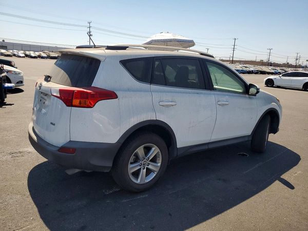 2015 TOYOTA RAV4