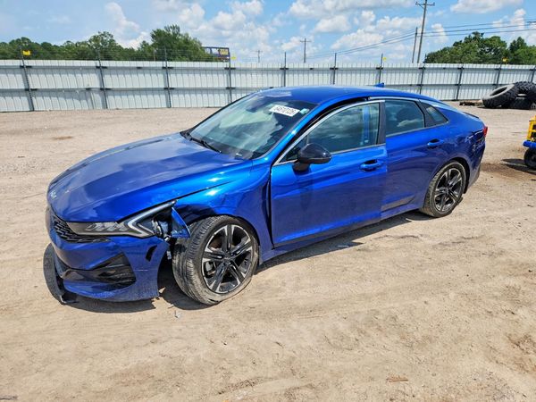 2022 KIA K5