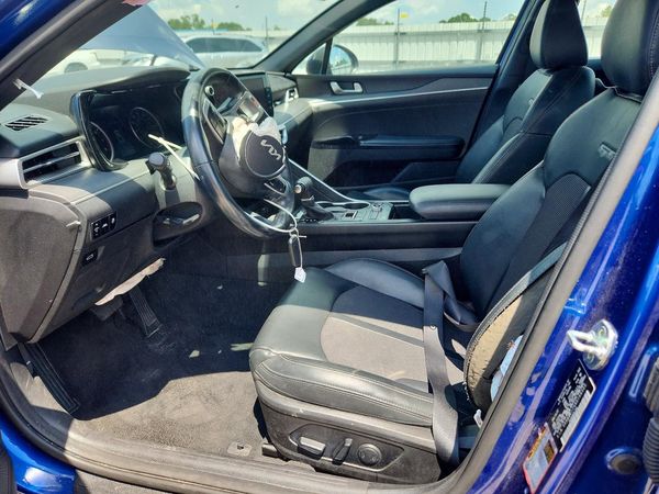 2022 KIA K5