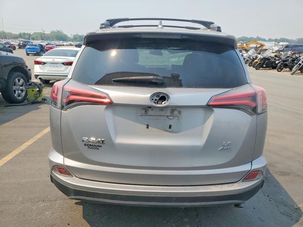 2017 TOYOTA RAV4 LE