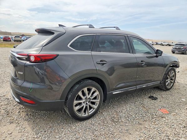 2017 MAZDA CX-9 Signature
