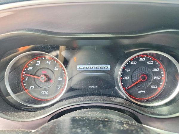 2019 DODGE CHARGER SXT