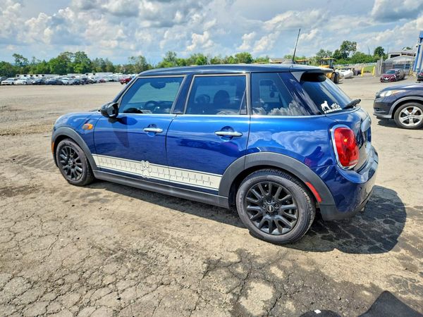 2015 MINI COOPER