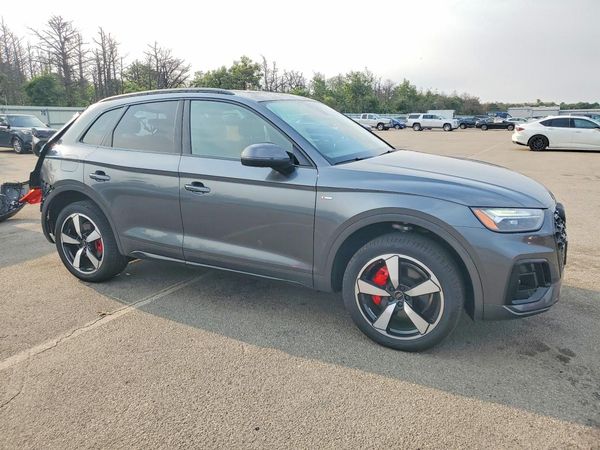 2024 AUDI Q5