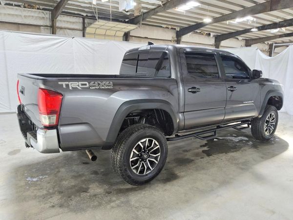 2020 TOYOTA TACOMA SR5