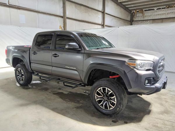 2020 TOYOTA TACOMA SR5
