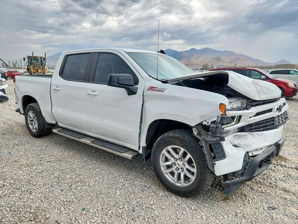 2022 CHEVROLET SILVERADO RST — Passenger 3/4