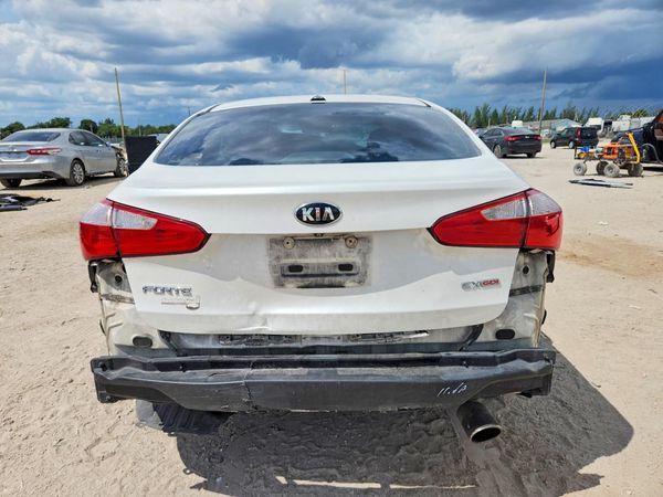 2016 KIA FORTE