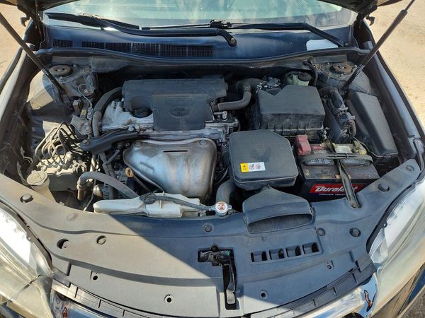 2017 TOYOTA CAMRY LE/SE/XLE/XSE — Engine bay