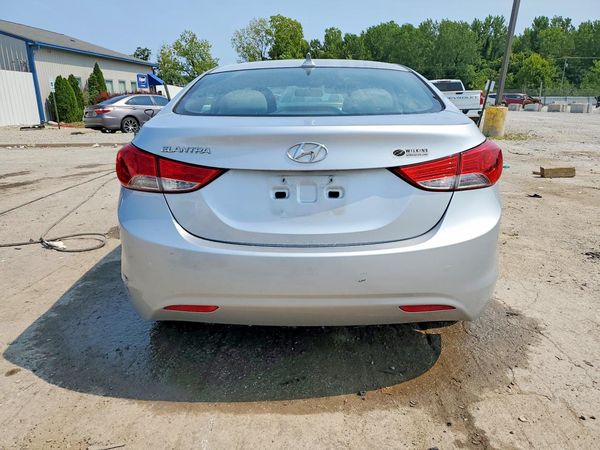 2012 HYUNDAI ELANTRA GLS(Middle grade)