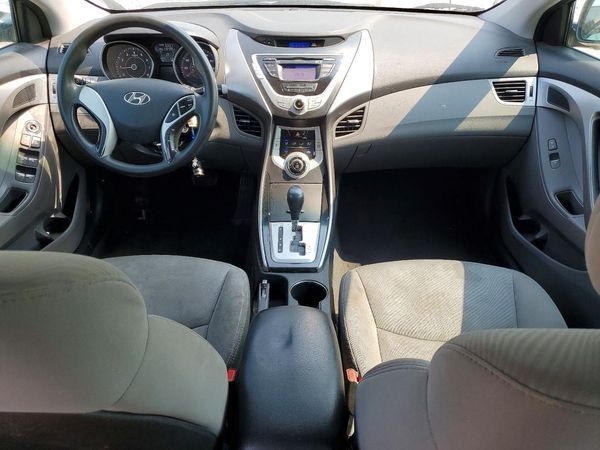 2012 HYUNDAI ELANTRA GLS(Middle grade)