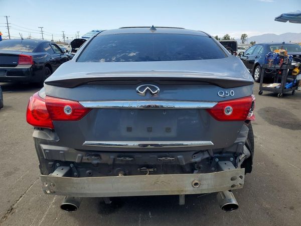 2015 INFINITI Q50
