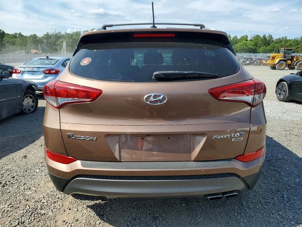 2016 HYUNDAI TUCSON
