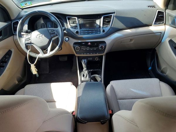 2016 HYUNDAI TUCSON